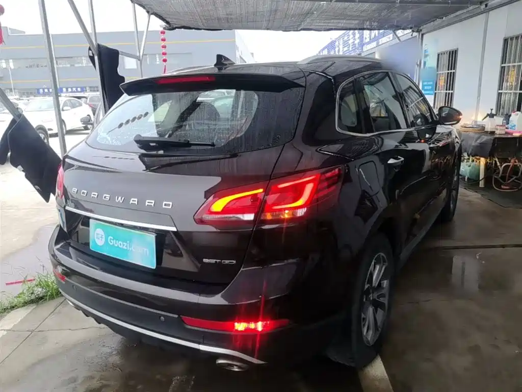 Borgward BX7 28 T 2 WD Quality Enjoyment 5-seat CN-V