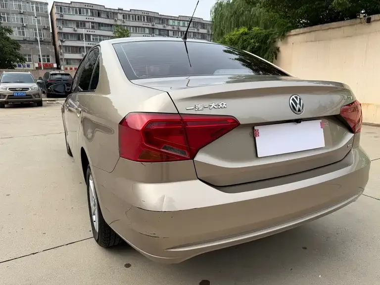 Volkswagen Jetta 1.5 L Auto Fashion