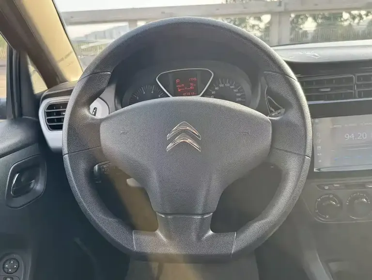 Citroën Elysee 爱丽舍 2016款 1.6 L 自动豪华型