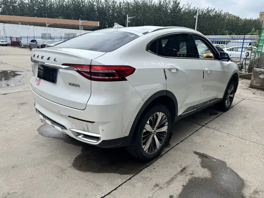 Haval F7 x 1.5 T 2 WD Ultimate Smart Trendy