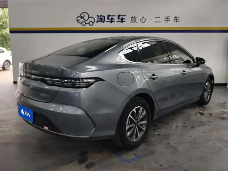 Destroyer 05 Glory DM-i 55 KM Luxury