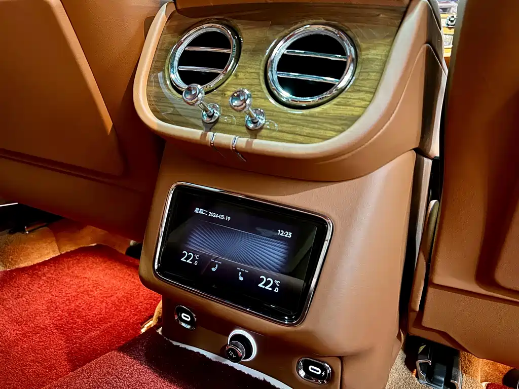 Bentayga 4.0 T V8