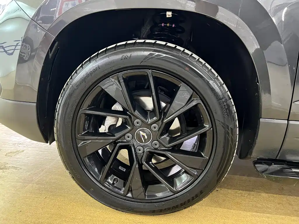 Jetta VS7 Black Sharp 1.4 T Auto Joy Pro