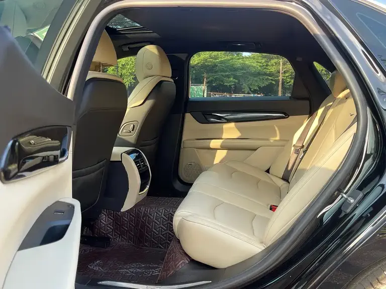 Cadillac CT6 28 T Fashion