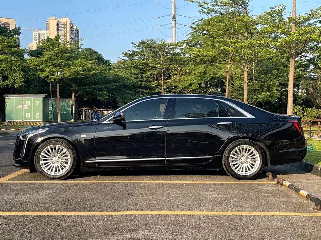 Cadillac CT6 28 T Fashion