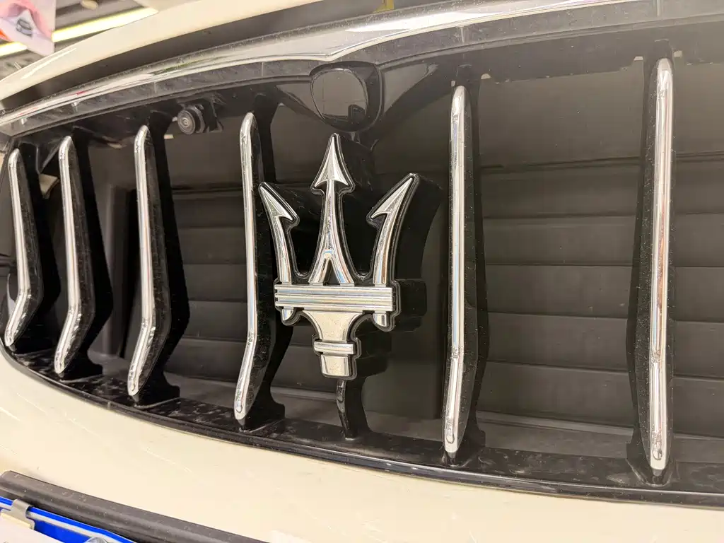 Levante 3.0 T Standard