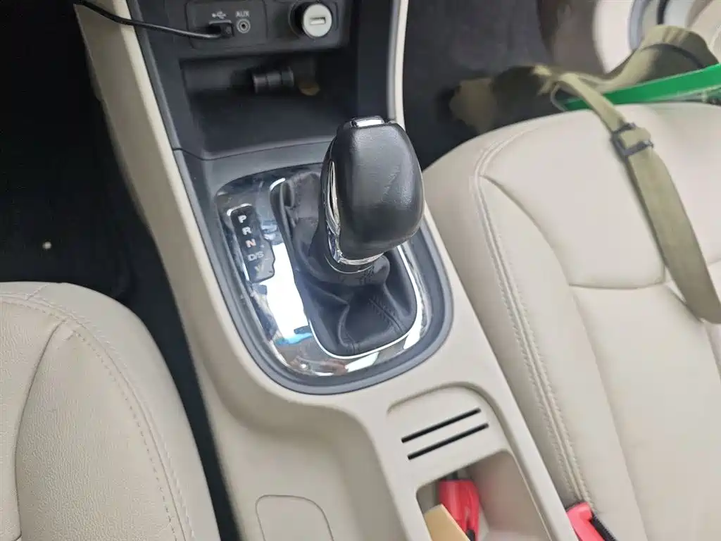 Roewe 360 20 T TST Premium