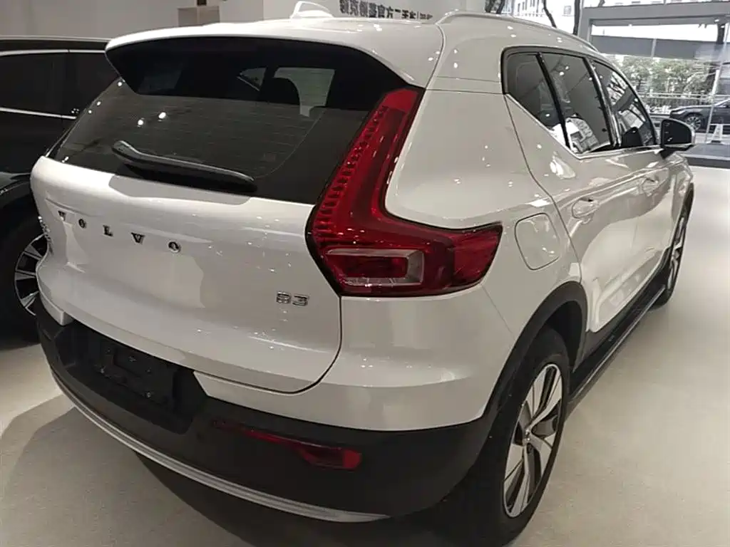 Volvo XC40 B3 Smart Vision Luxury