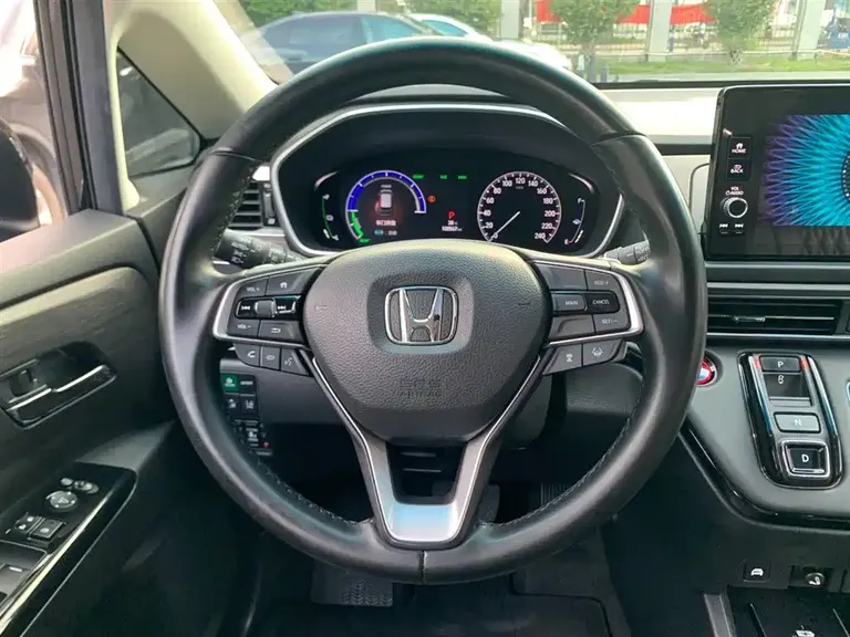 Honda Elysion 2.0 L e:HEV Luxury