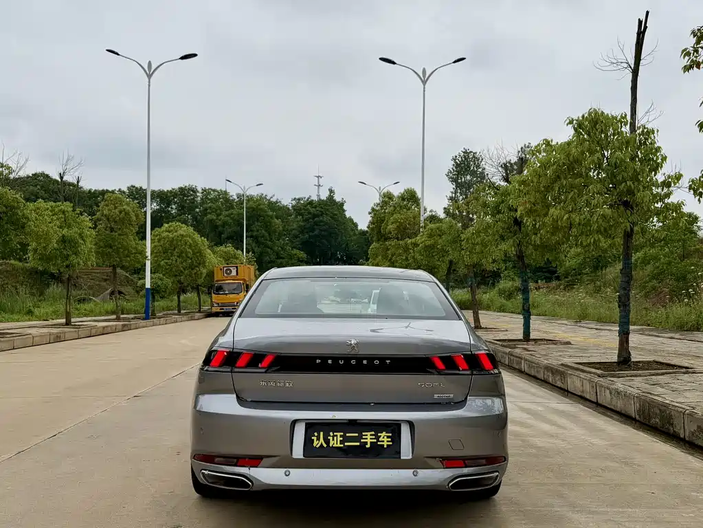 Peugeot 508 标致508 2023款 508 L 400 THP 驭享旗舰版