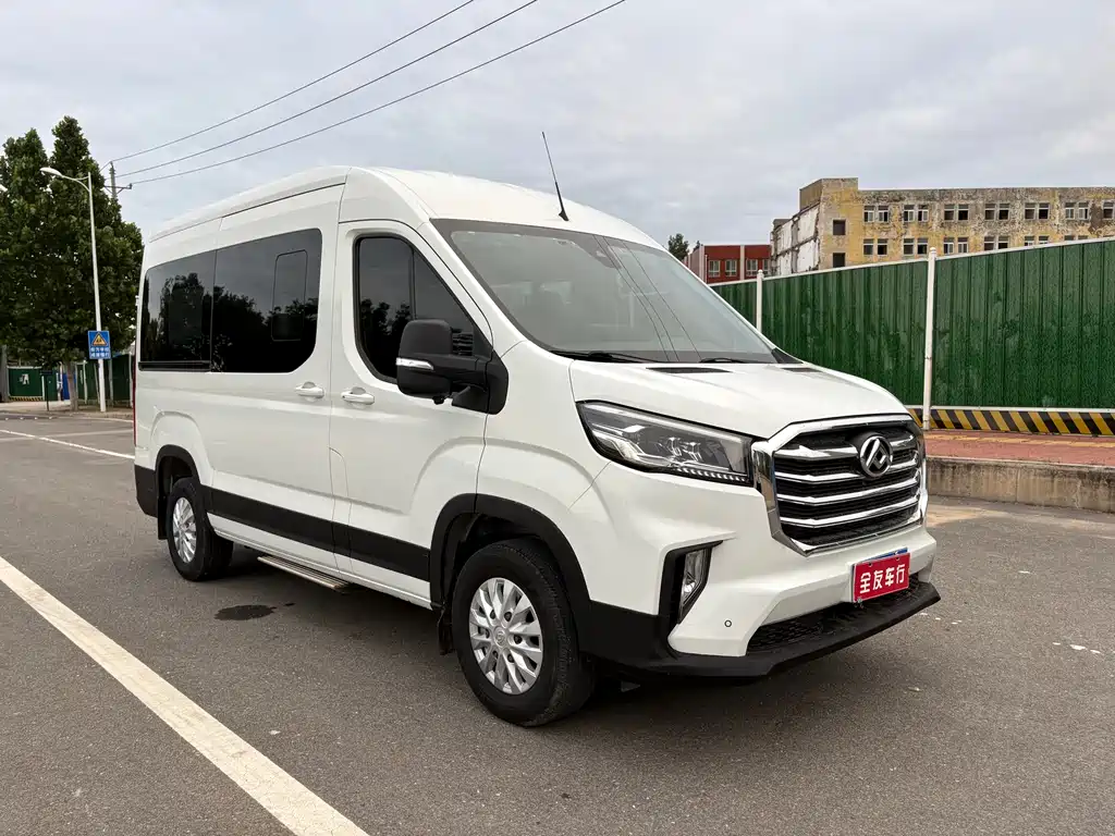 Xintu V90 新途V90 2021款 2.0 T自动智运王后驱单胎长轴高顶7座
