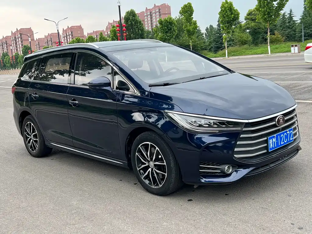 Song MAX 1.5 T Auto Connected Distinguished 7-seat