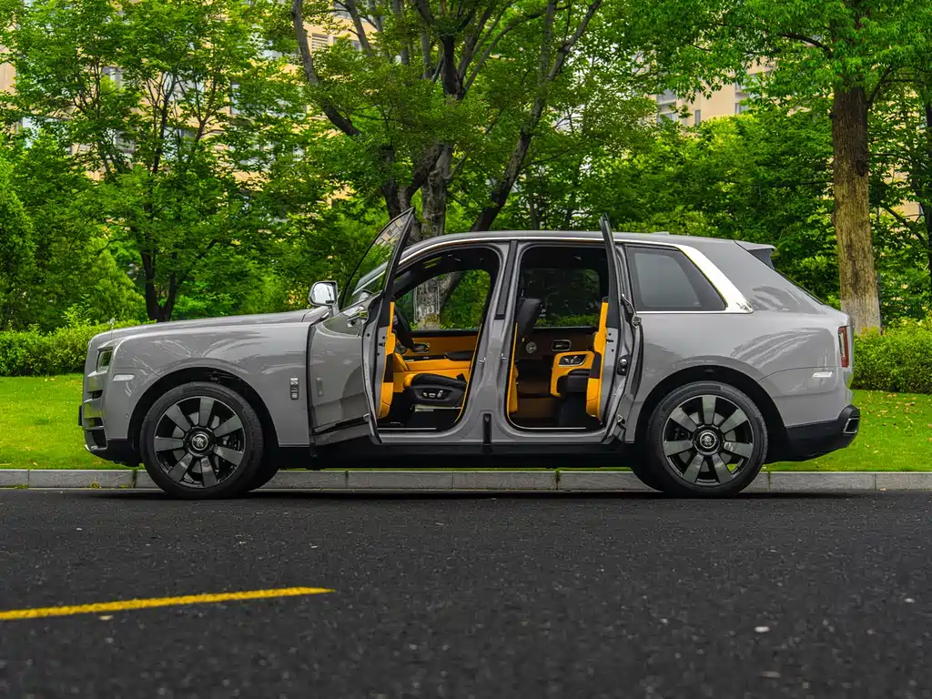 Cullinan 4-seat