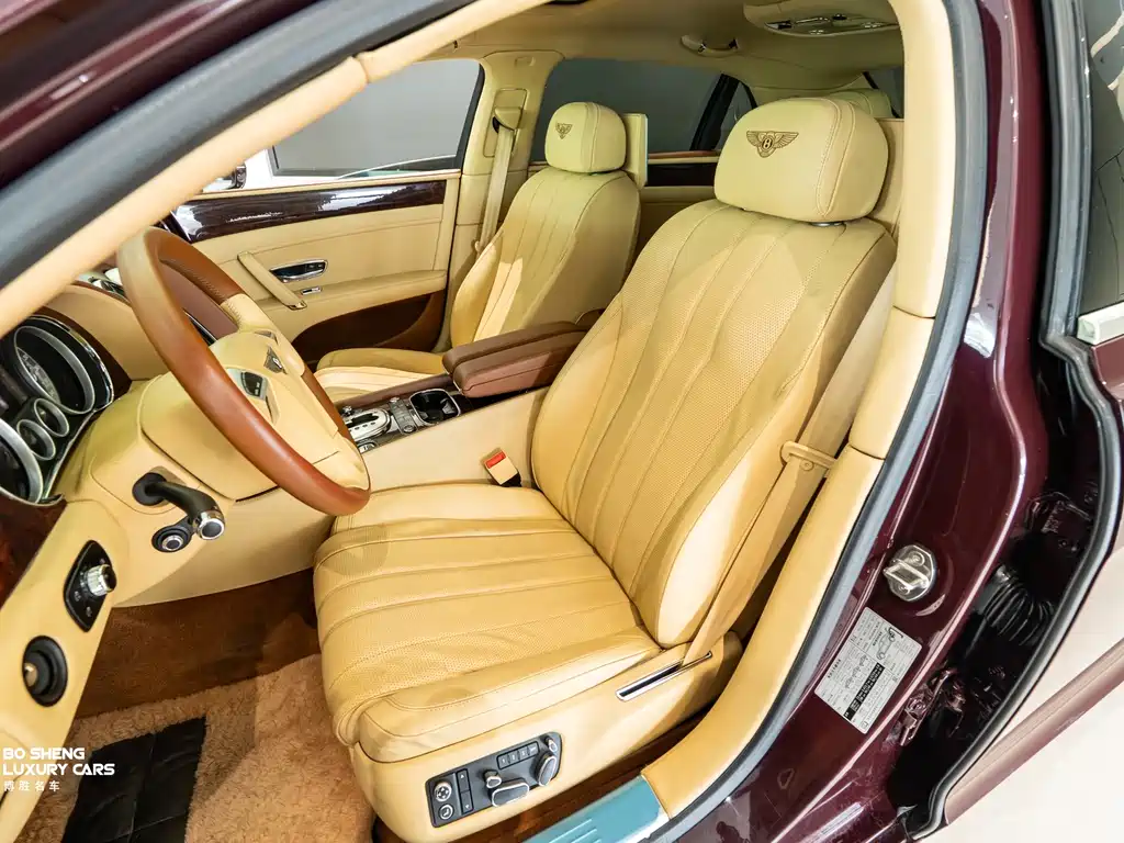 Flying Spur 4.0 T V8 Distinguished