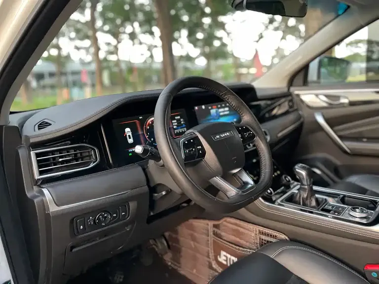 Jetour X90 1.5 T Manual 5-seat
