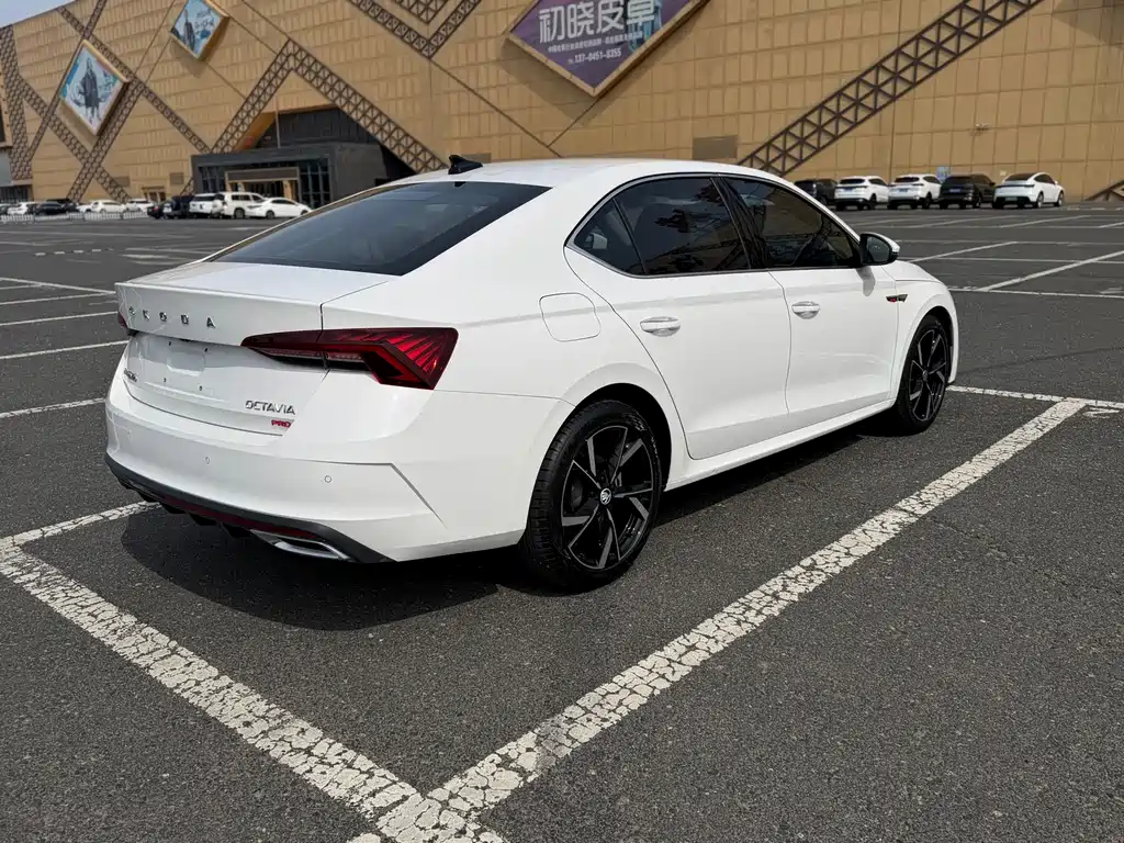 Octavia PRO TSI280 Premium