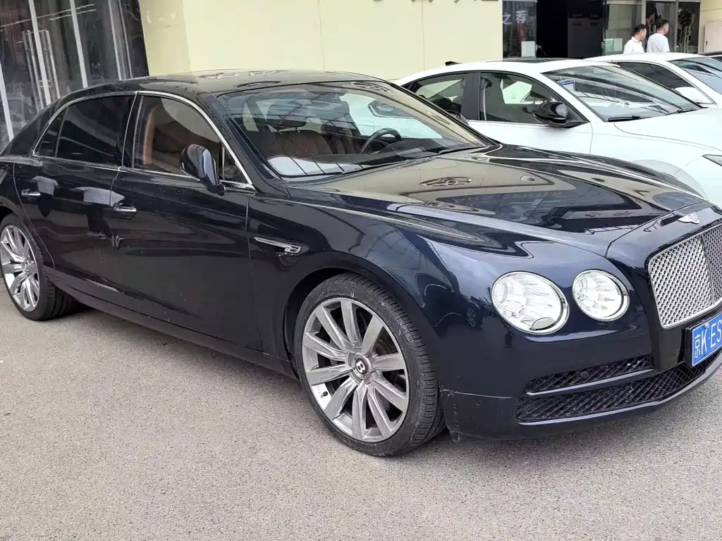 Flying Spur 4.0 T V8 Standard