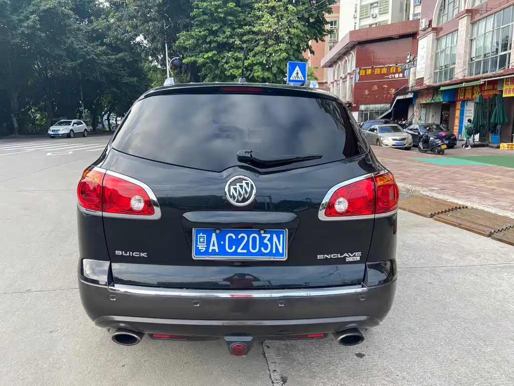 Enclave 3.6 L Flagship