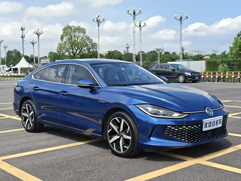 Volkswagen Lamando Lamando L 280 TSI DSG Spicy Cool