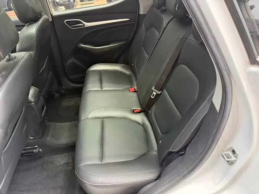 MG ZS 1.5 L Auto Luxury CN-V