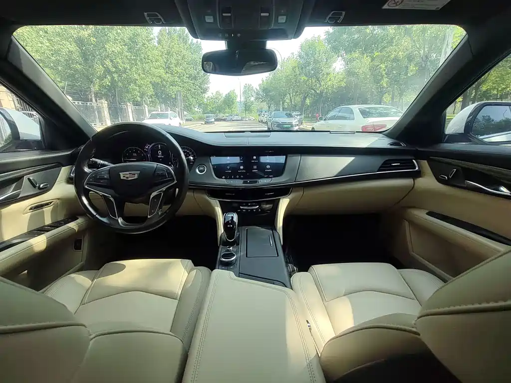 Cadillac CT6 28 T Fashion