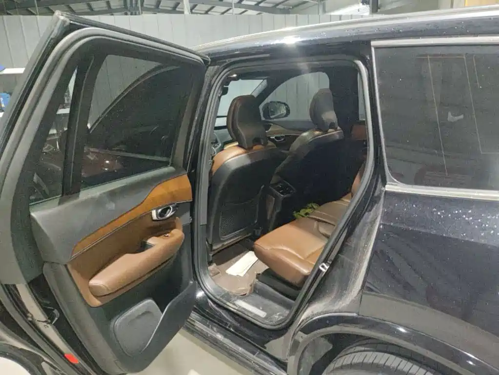 Volvo XC90 B5 Smart Travel Luxury 7-seat