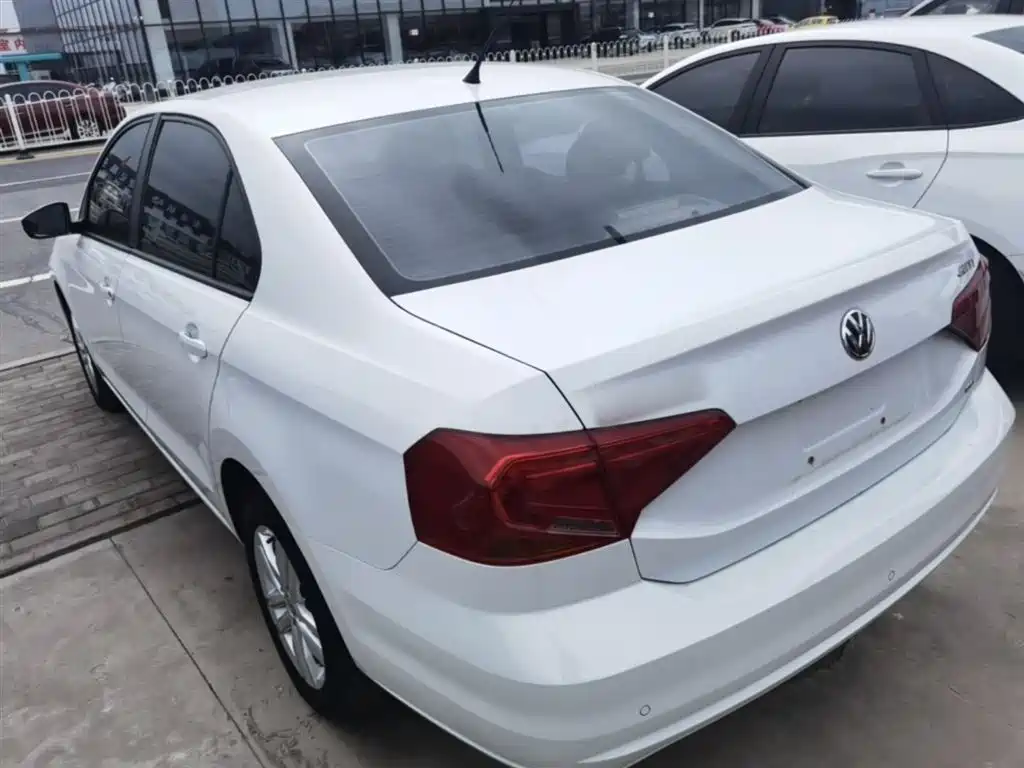 Jetta 捷达 2019款 梦想版 1.5 L 手动时尚型