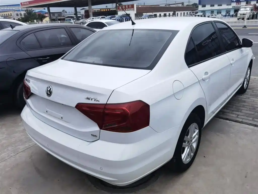 Jetta 捷达 2019款 梦想版 1.5 L 手动时尚型