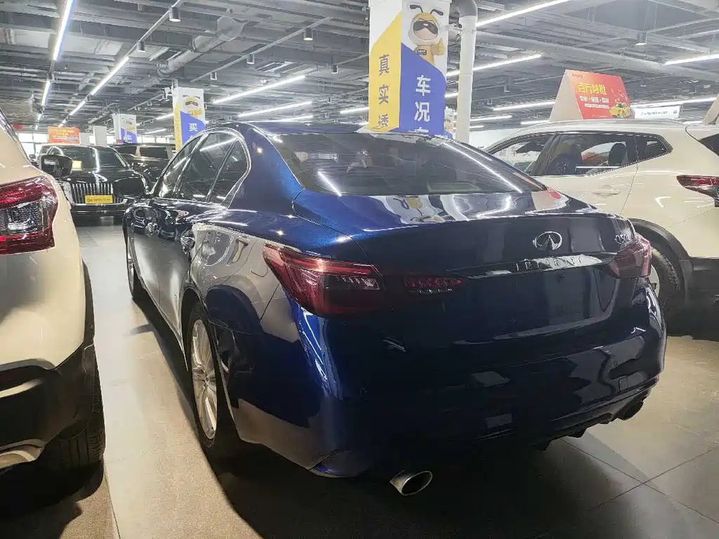 Infiniti Q50 L 2.0 T Progressive Enjoyment CN-VI