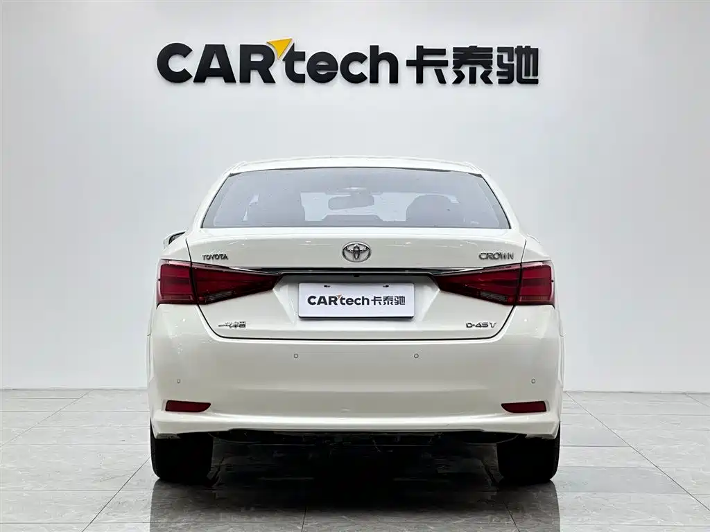 Crown 2.0 T Sport