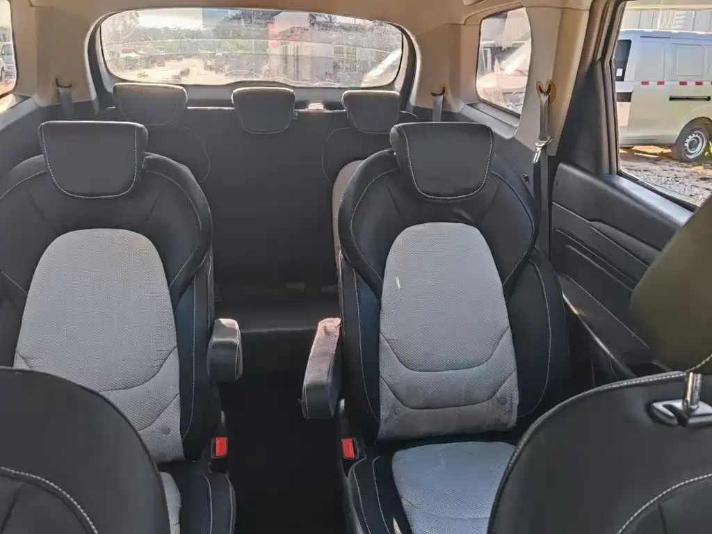 Wuling Hongguang S3 1.5 L Manual Standard CN-V