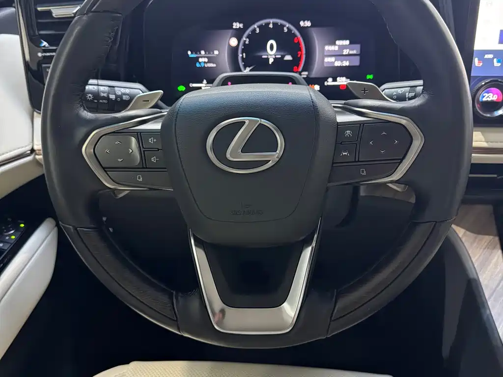 Lexus LM 350 h 7-seat Elegant