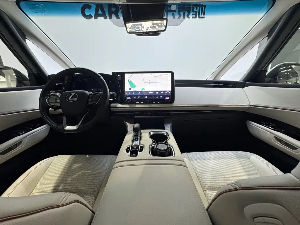 Lexus LM 350 h 7-seat Elegant
