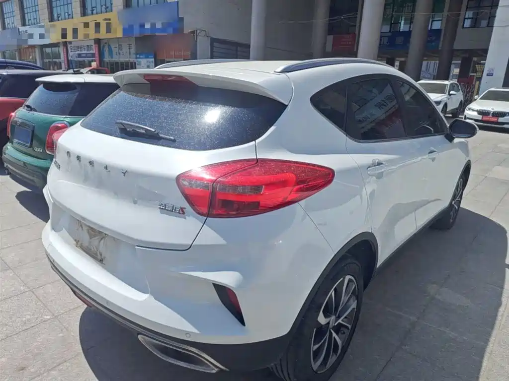 Emgrand GS 1.4 T CVT Elegant