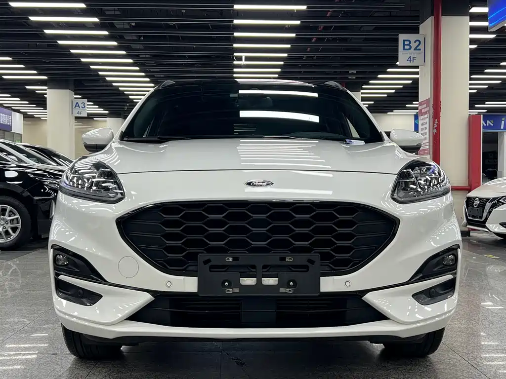 Escape EcoBoost 245 4 WD Indulge ST-LINE