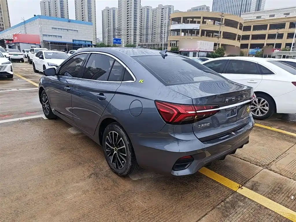 Roewe i5 Facelift 1.5 L CVT Diamond