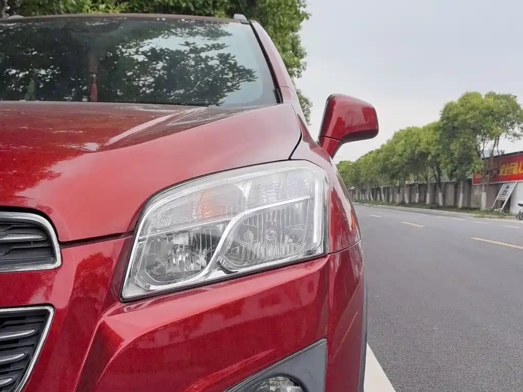 Tracker 1.4 T Auto 2 WD Luxury