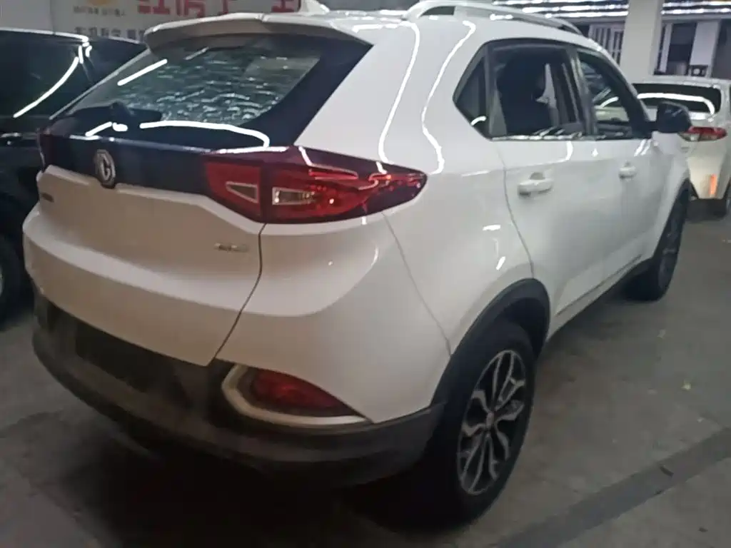 Ruiteng 1.5 TGI TST Luxury