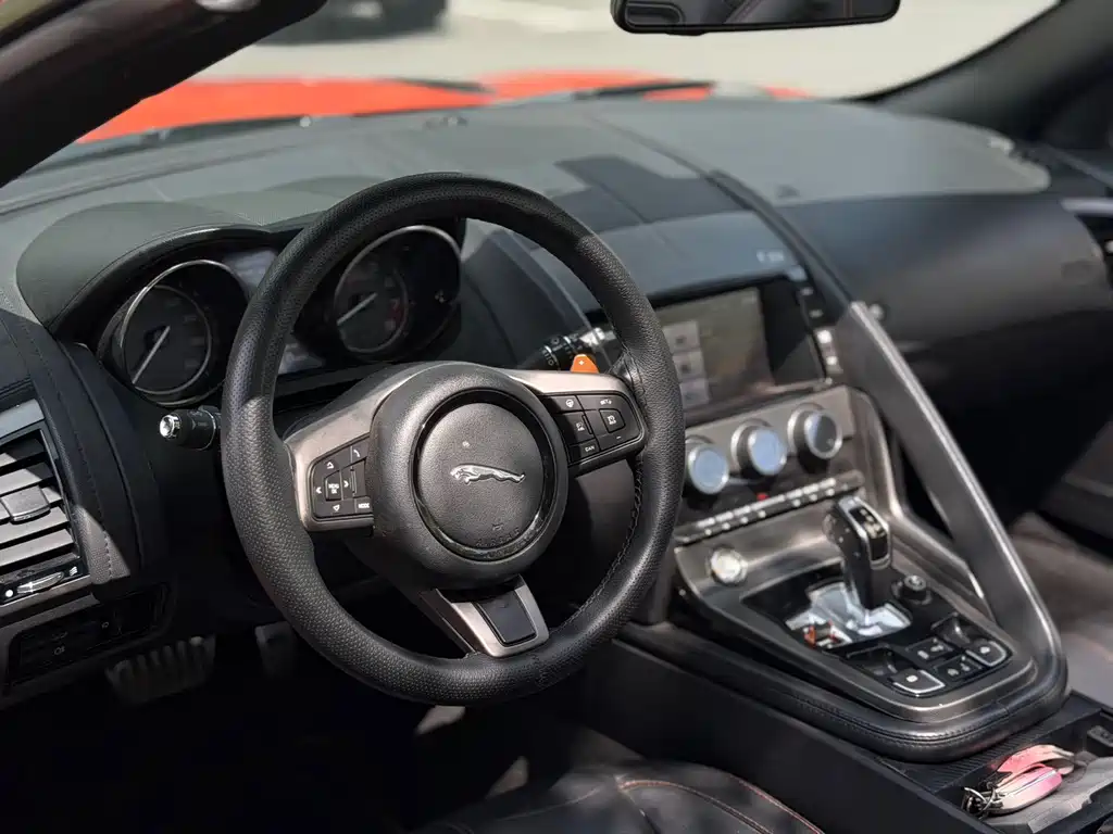 Jaguar F-TYPE 捷豹F-TYPE 2013款 5.0 SC S 敞篷中国限量版