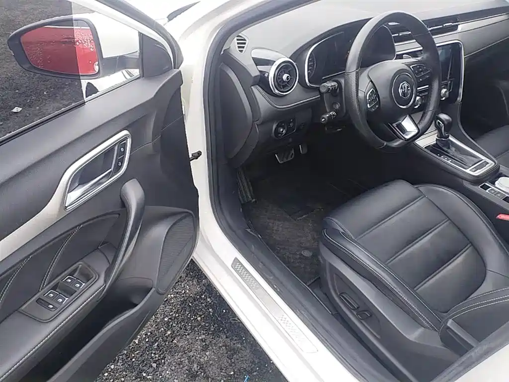 MG6 20 T Auto Sport