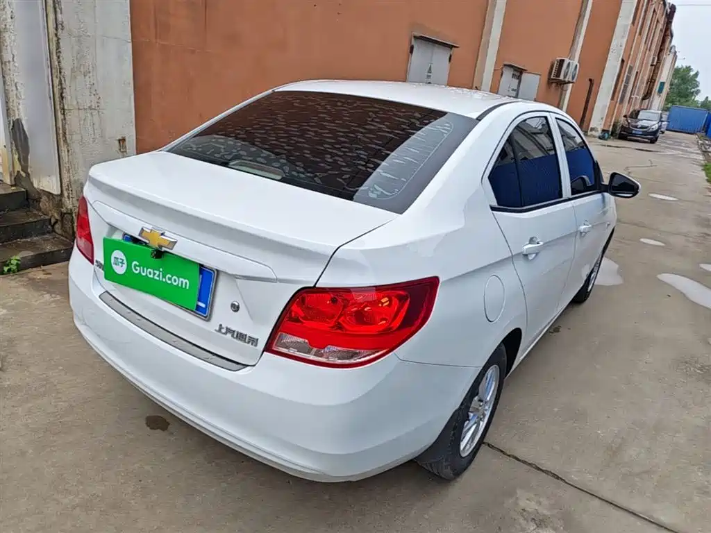Sail Sail 3 1.3 L Manual Comfort Sunroof