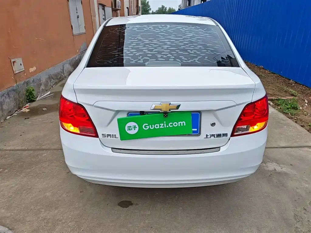 Sail Sail 3 1.3 L Manual Comfort Sunroof