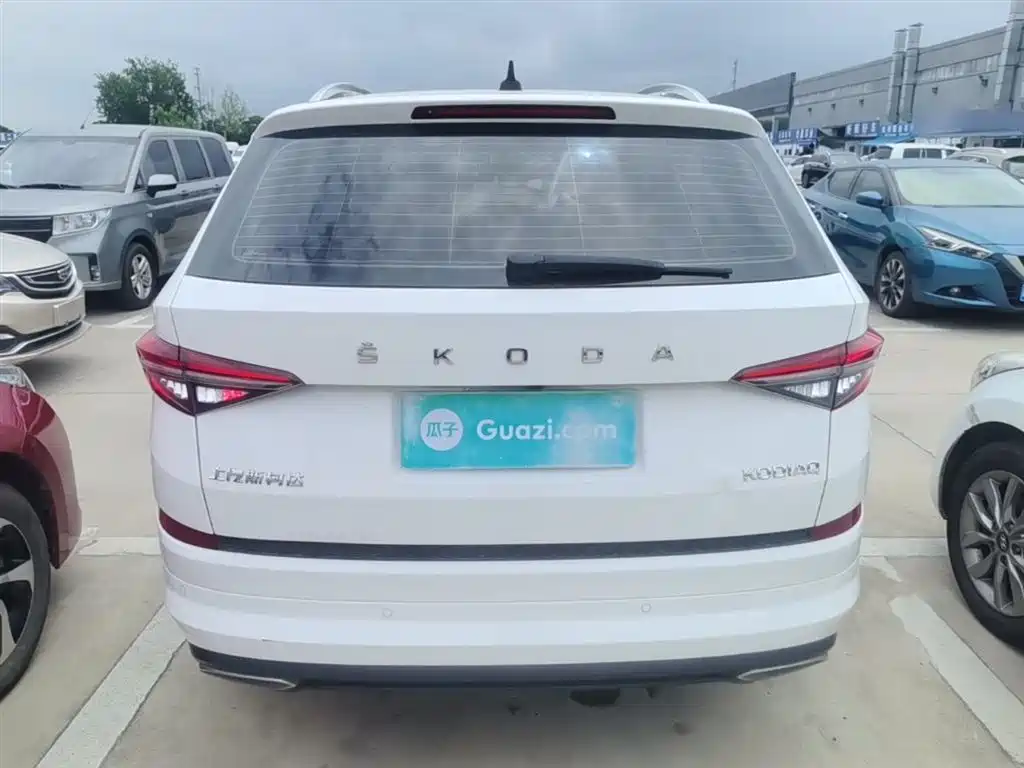 Kodiaq 柯迪亚克 2023款 TSI330 5座两驱奢享版