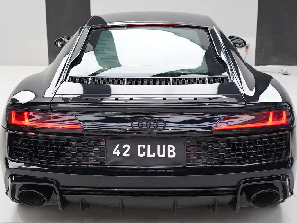 Audi R8 V10 Coupe Performance