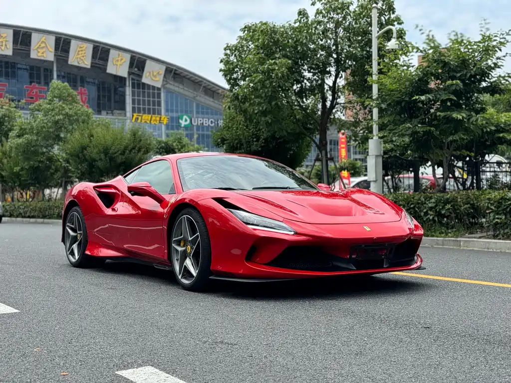 Ferrari F8 Tributo 3.9 T V8