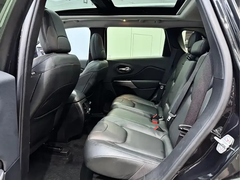 Jeep Cherokee 2.0 T 4 WD Explore Enjoyment CN-VI