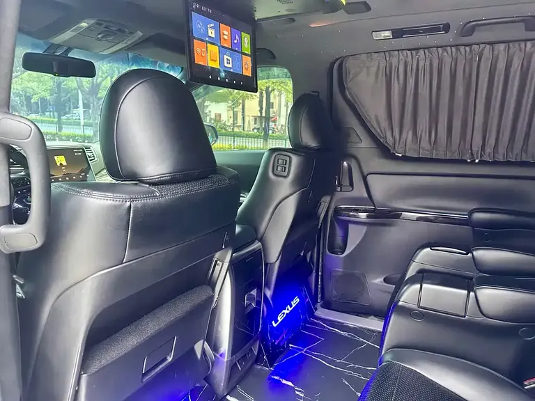 Toyota Alphard 3.5 L Luxury