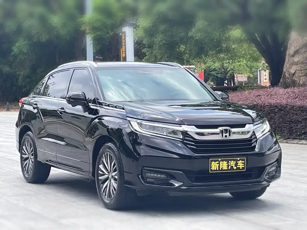 Avancier 370 TURBO 4 WD Premium