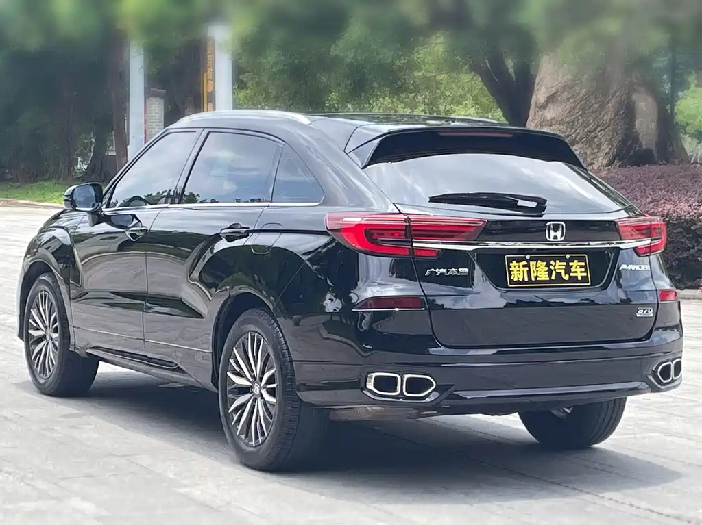 Avancier 370 TURBO 4 WD Premium