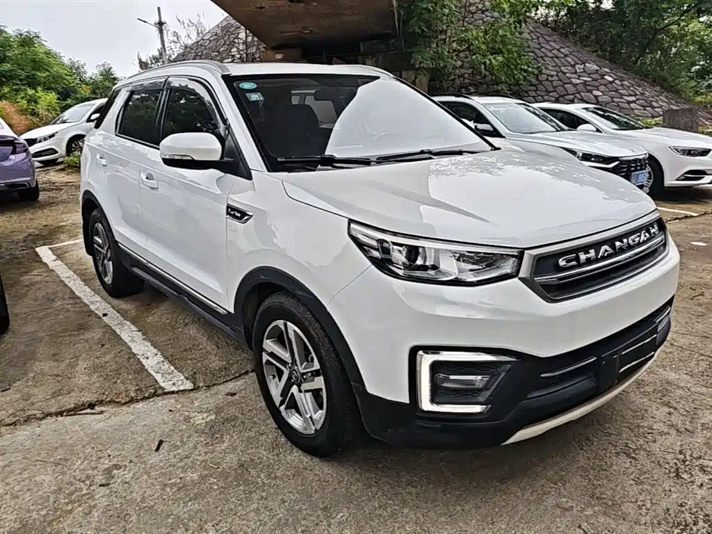 Changan CS55 1.5 T Auto Vivid Color